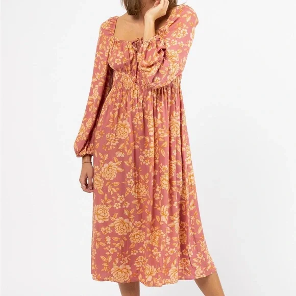 PAPER HEART Caitlyn Pink Floral Long Sleeve Midi Dress NWT - Picture 11 of 16
